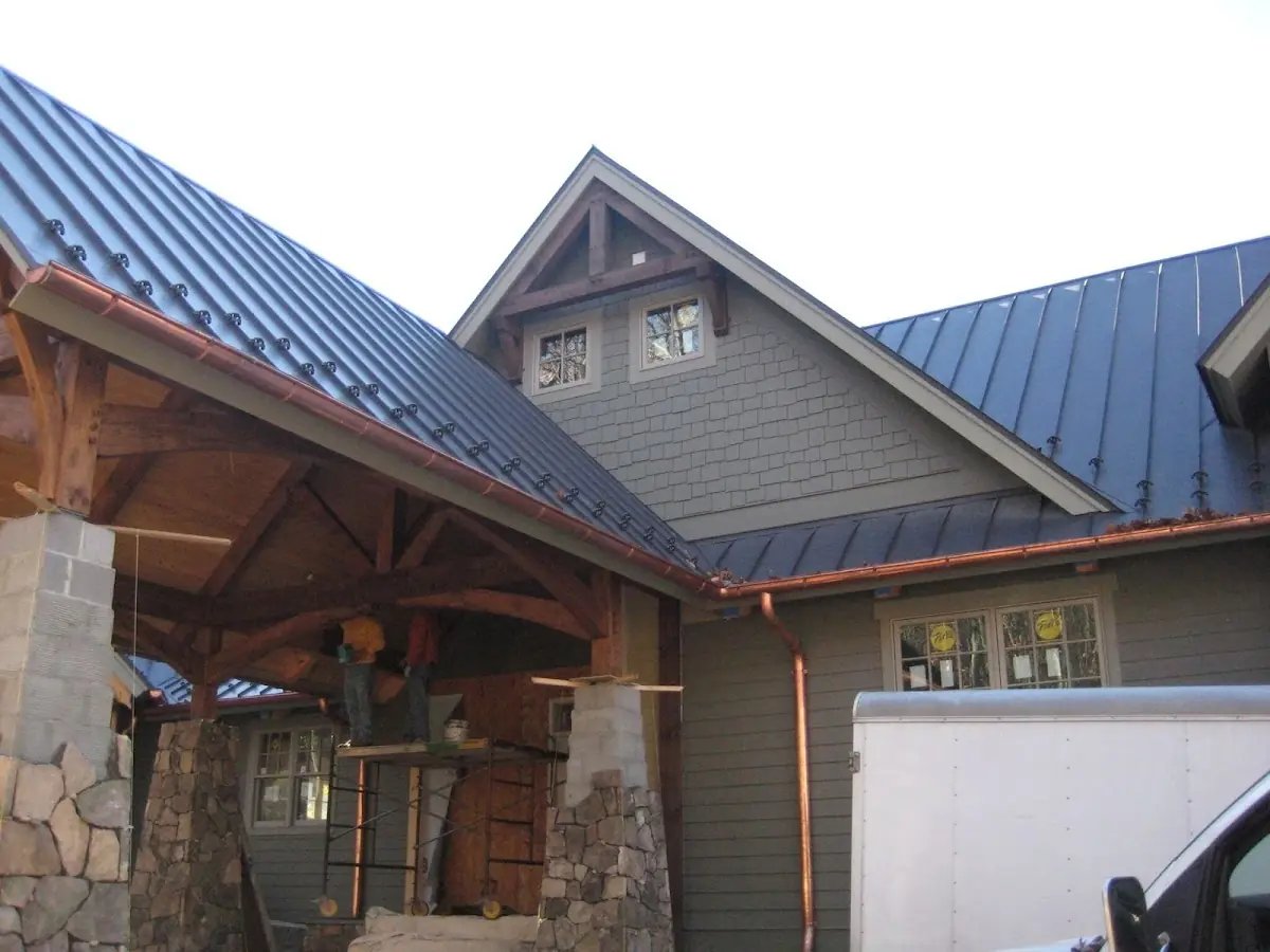 Craftsman Roofing team delivering quality roofing work in Northeast Heights
